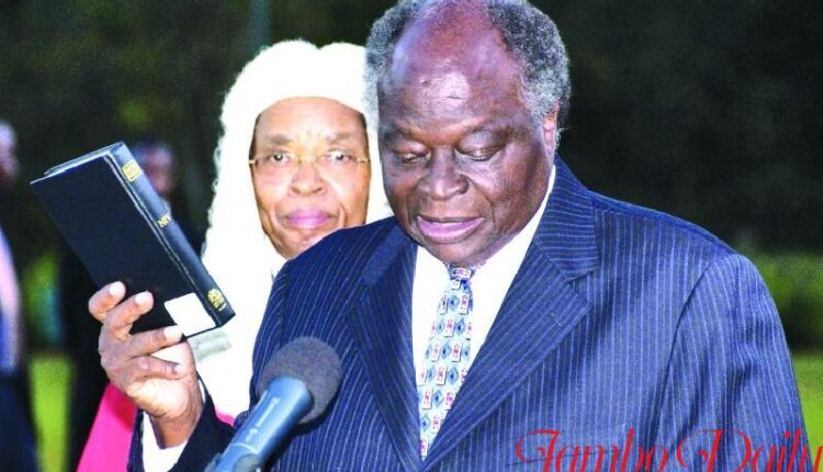 Mwai Kibaki in 2007