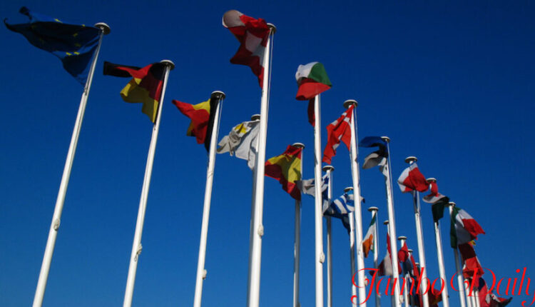 countries with similar flags