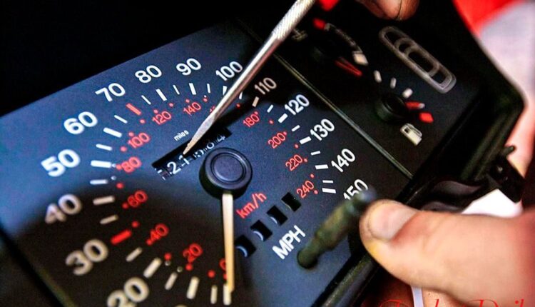 How to Check Mileage of Car Online For Free